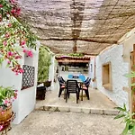 Spacious Apartment With Mountain View In Pollenca