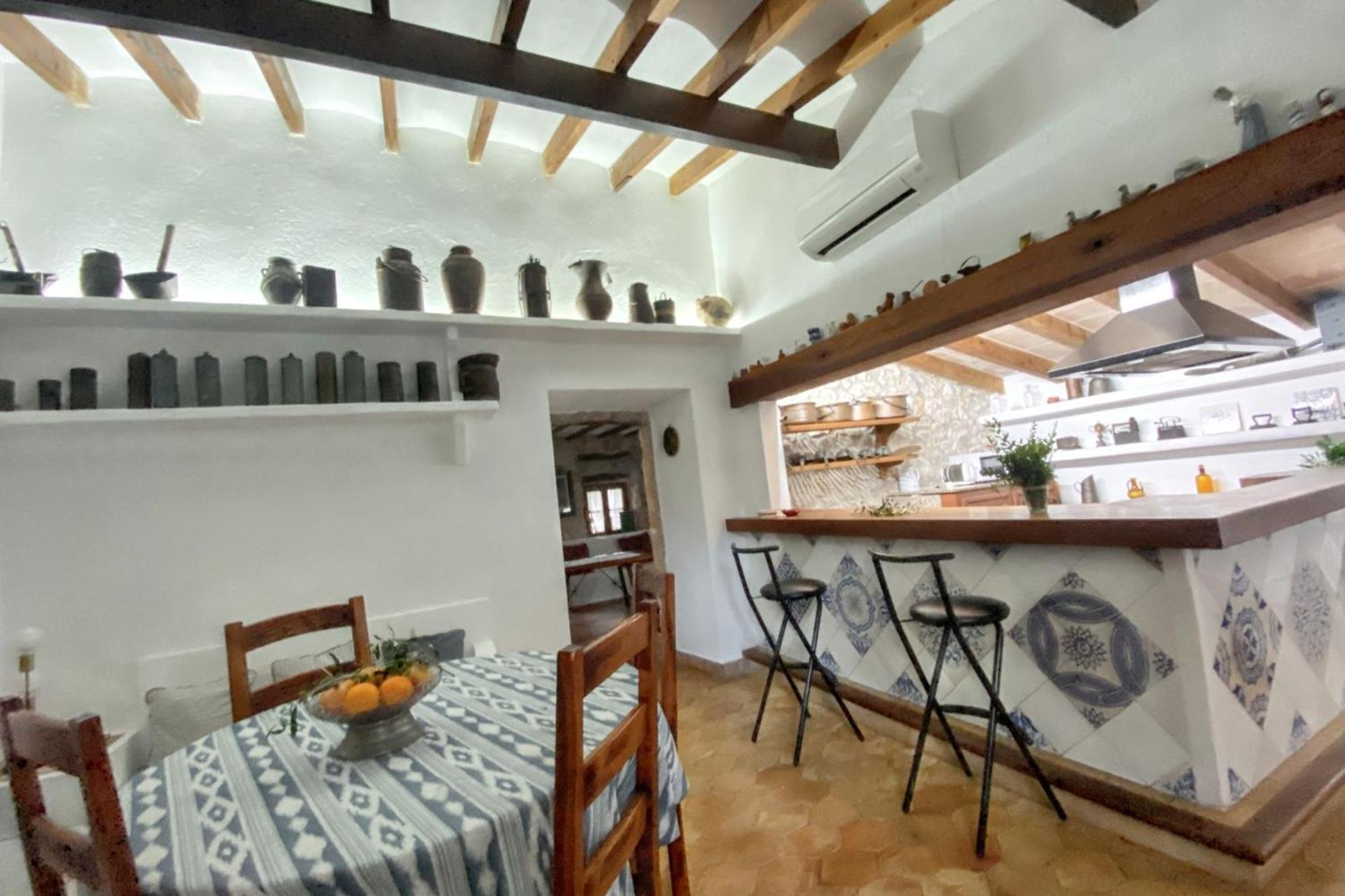 Spacious With Mountain View In *